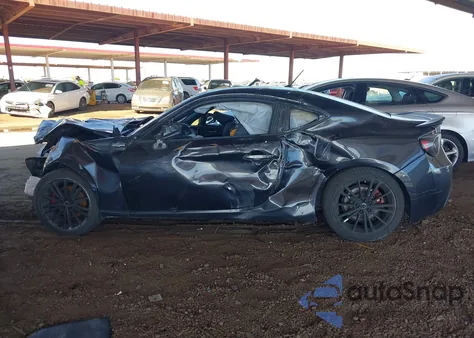 2013 Scion Fr-S из США, поврежденный, VIN JF1ZNAA13D2719846